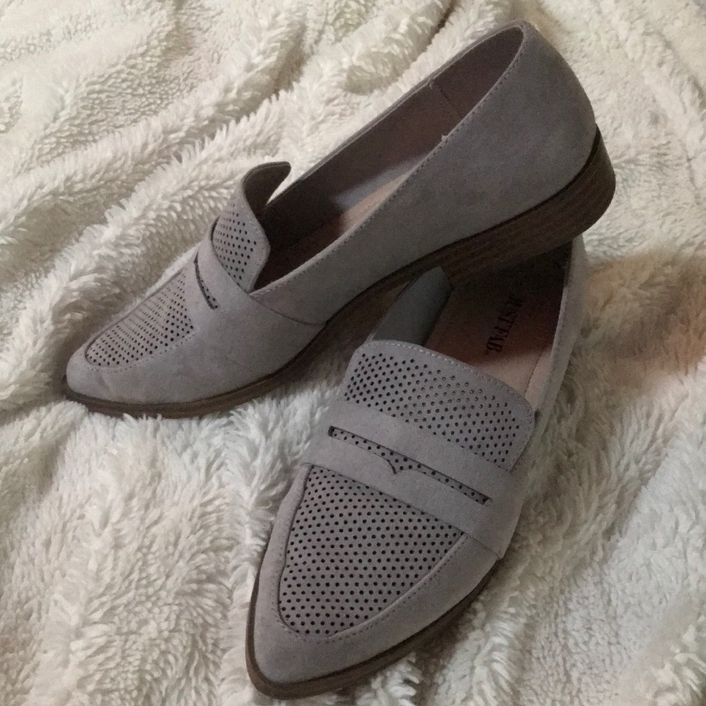 JustFab 7.5 suede loafers